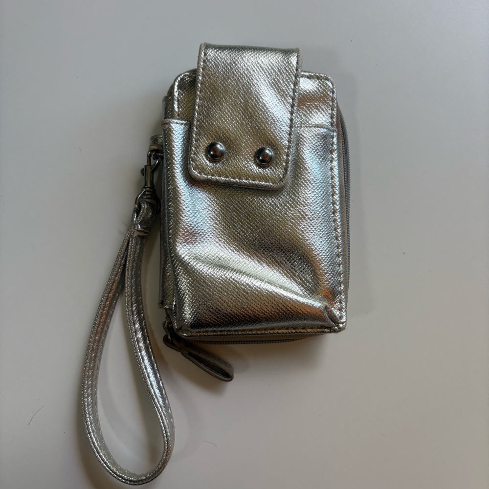 Shiny wristlet